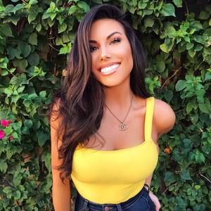 Meet your Posher, Erika
